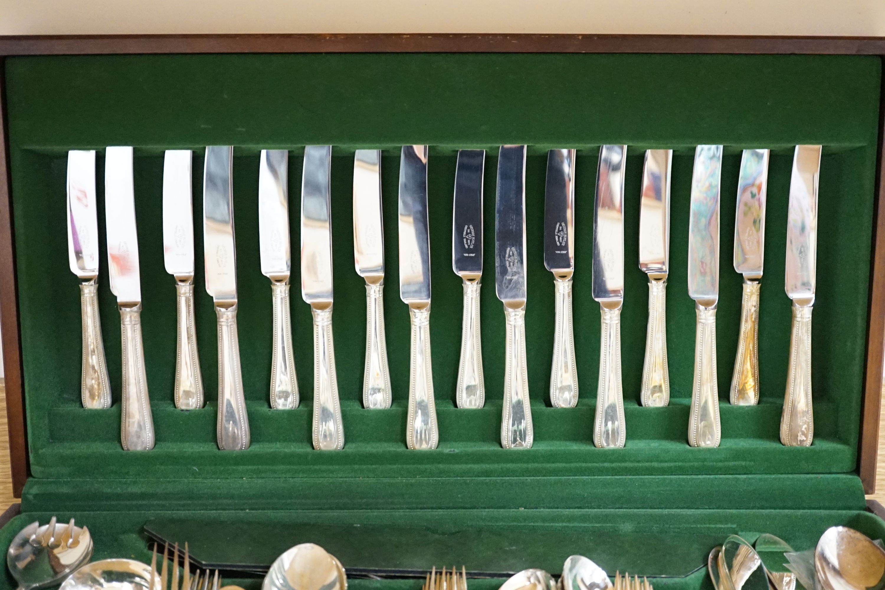 A plated canteen of cutlery